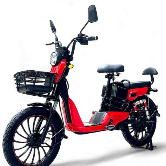 صورة دراجة كهربائية عملية بمقعدين وسلة أمامية